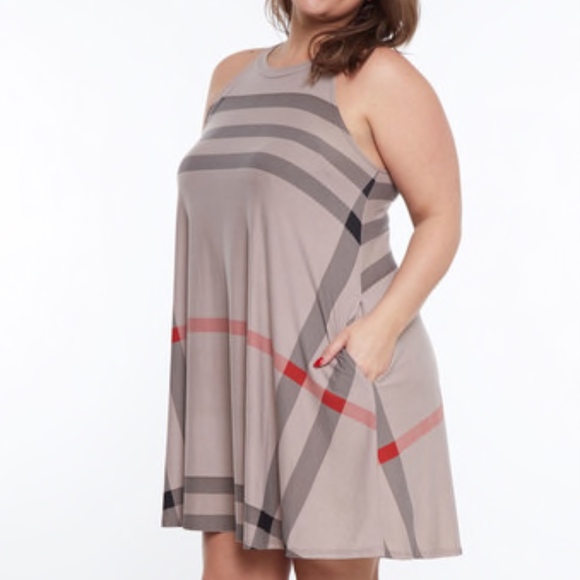 Plaid Tank Pocket Shift Dress (Plus) - Picture 2 of 4